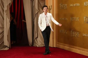 Timothée Chalamet Charms China While US Fans Debate