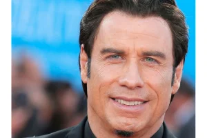 80s Actress Tipped as Female John Travolta Now Delivers Mail