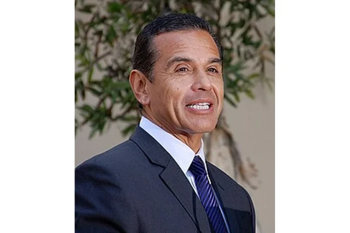 Picture of Antonio Villaraigosa - 2026-06-20 Image of Antonio Villaraigosa