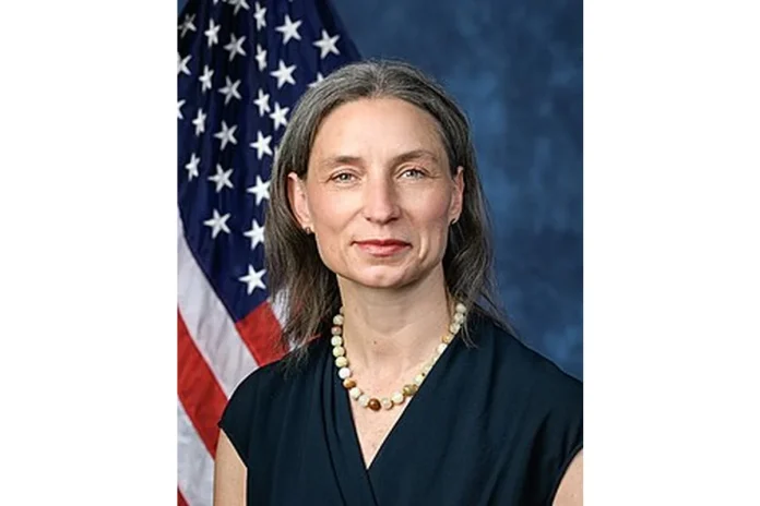 Picture of Maxine Dexter - 2026-06-16 Image of Maxine Dexter