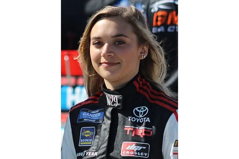Image of Natalie Decker
