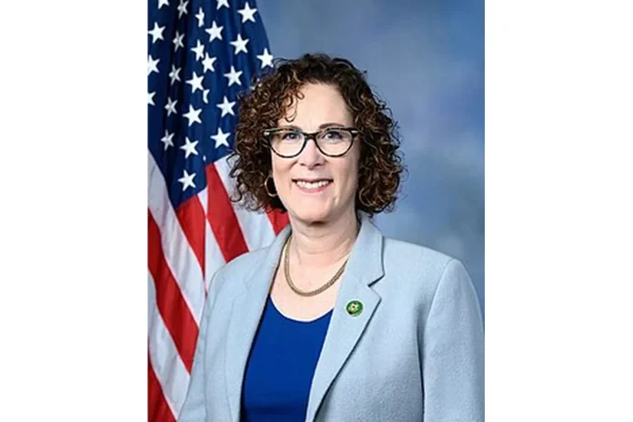 Picture of Val Hoyle - 2026-06-16 Image of Val Hoyle